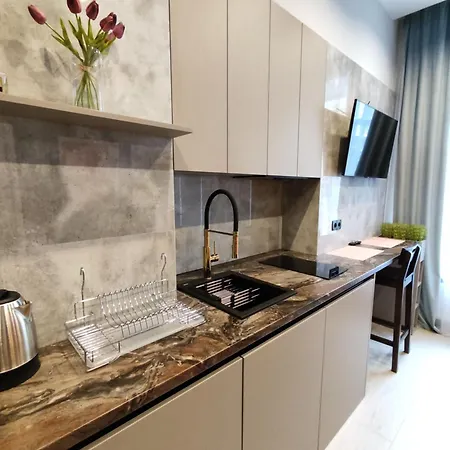 Apartment однокімнатна студіо на площі ринок