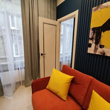 однокімнатна студіо на площі ринок Apartment Lviv